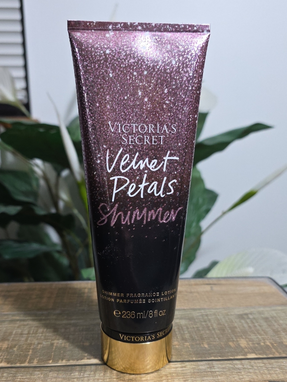 Victoria's Secret Velvet Petals Full Size Shimmer Lotion New